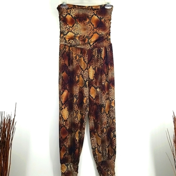 🎁3/30$ SALE!! Curations Snakeskin Print Romper - Picture 4 of 5